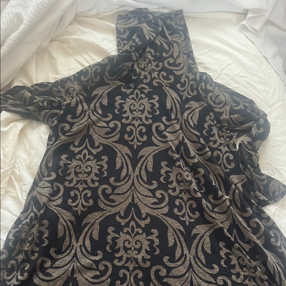 Black and Gray Patterned Dress